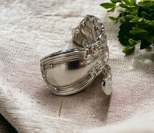 Load image into Gallery viewer, 1903 International Frontenac spoon ring-  Silver Rose Jewellery