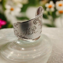 Load image into Gallery viewer, Art Nouveau spiral spoon ring - size N