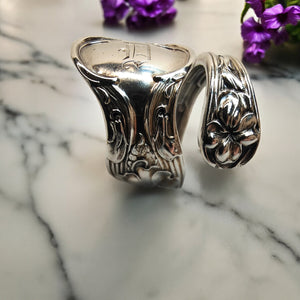 1904 Antique Violet Sterling silver spiral Spoon Ring  - size L