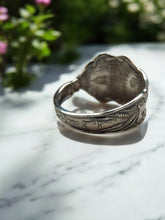 Load image into Gallery viewer, Vintage Sterling Silver Illinois Souvenir Spoon Ring - size Z++