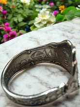 Load image into Gallery viewer, Vintage Sterling Silver Illinois Souvenir Spoon Ring - size Z++