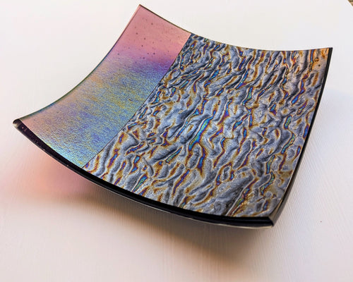 Iridized granite glass plate - Ripple - Christine Byrne